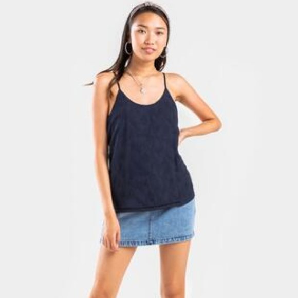 Francesca's | NWT Randie Layered Textured Tank Top - Picture 2 of 11